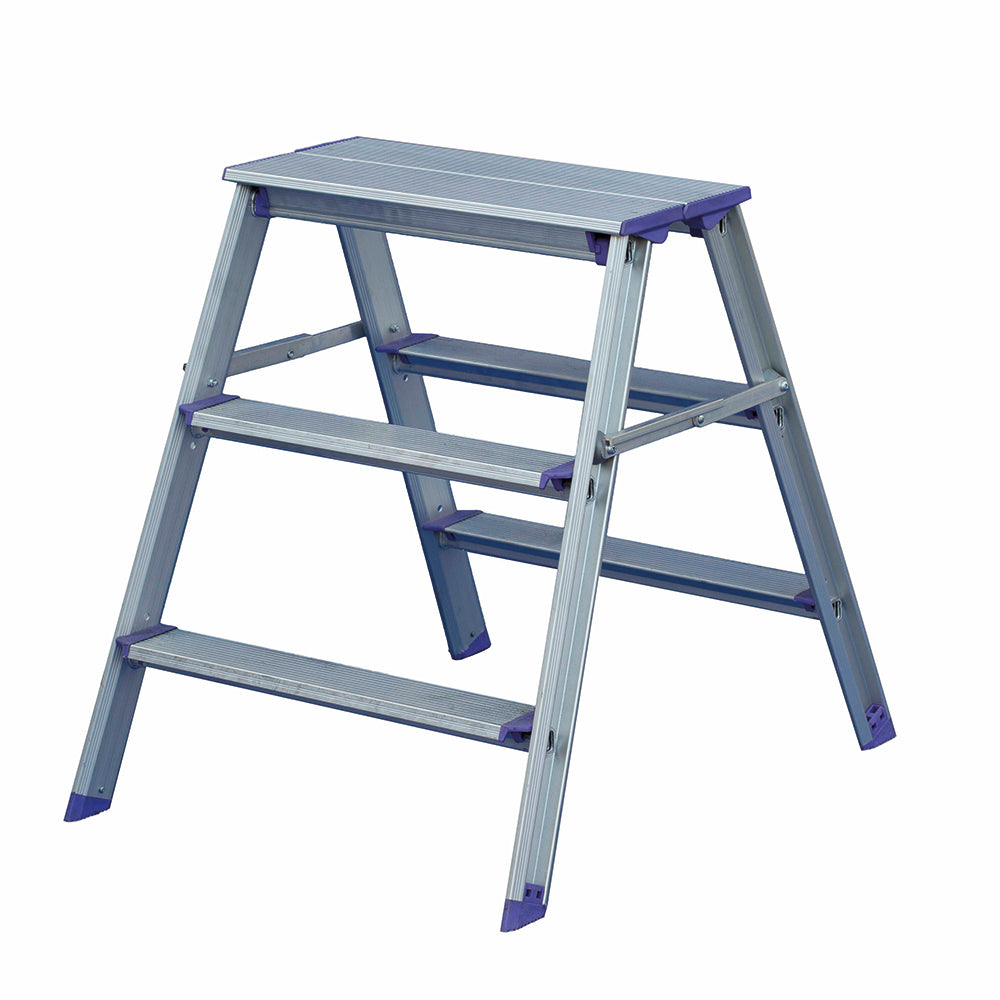 Tosidig trappkrakk Pro Classic medium i aluminium med tre trinn, sett skrått