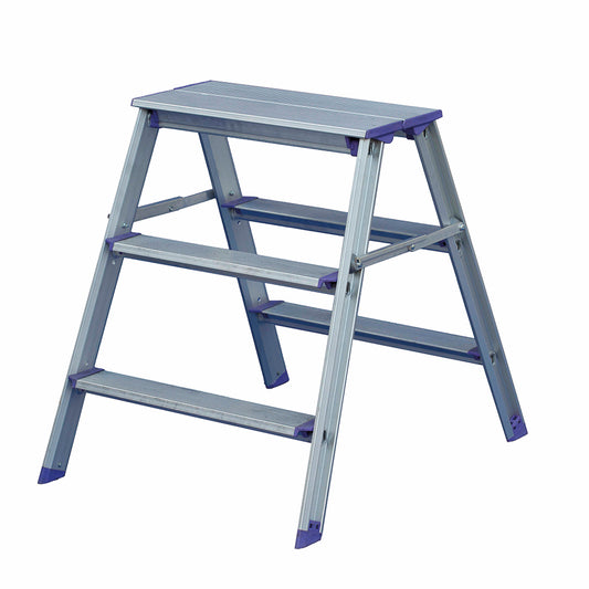 Tosidig trappkrakk Pro Classic medium i aluminium med tre trinn, sett skrått