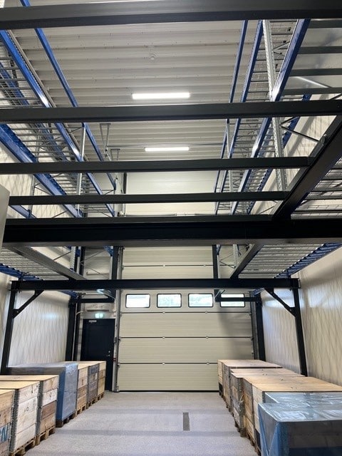 Pallereoler med flyttbar mesanin
